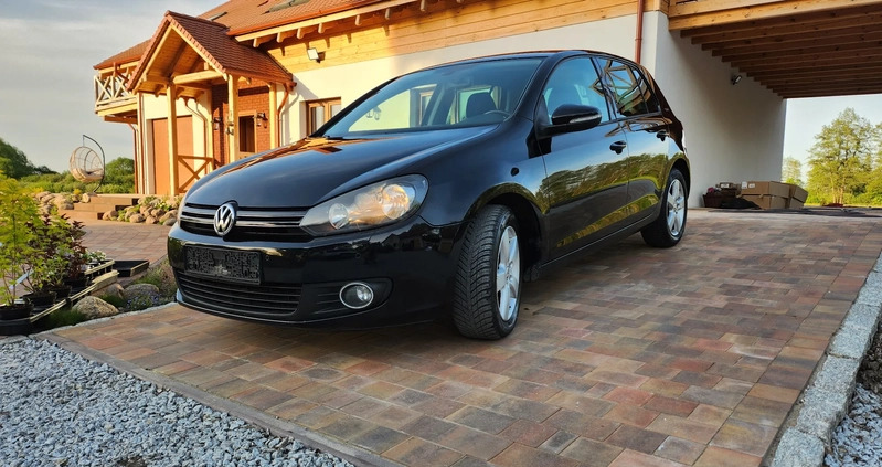 Volkswagen Golf cena 19000 przebieg: 221000, rok produkcji 2010 z Chełmno małe 121